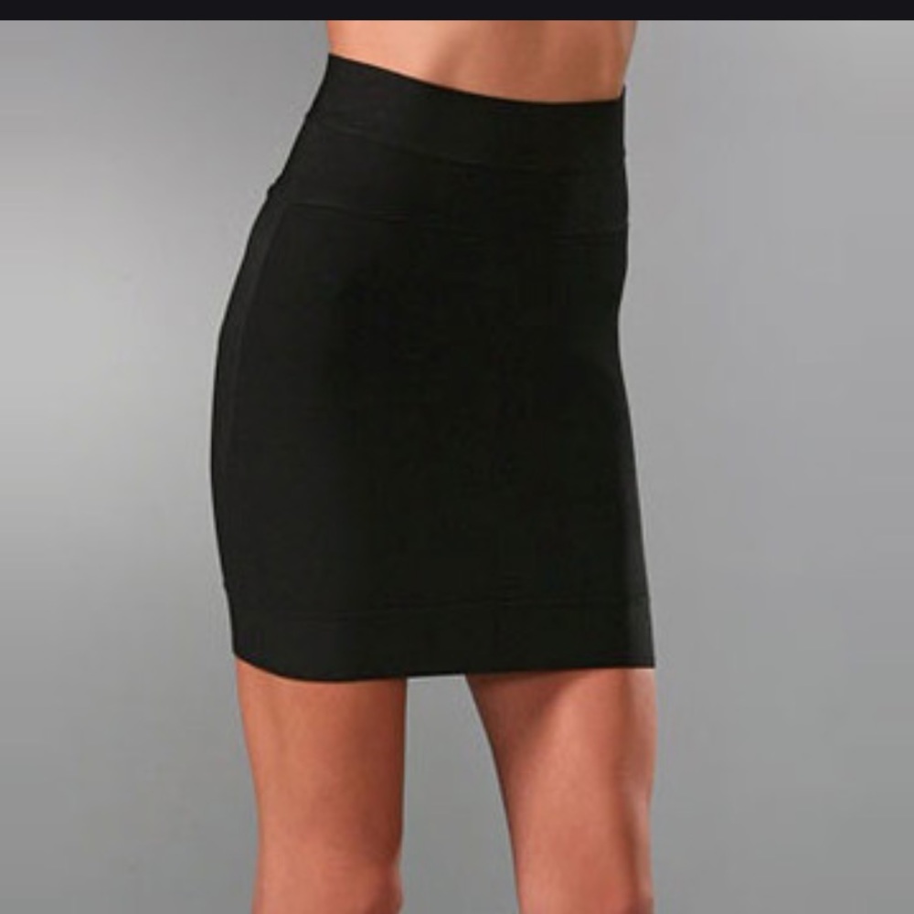 Herve Leger Black Bandage Mini Skirt Sz M
